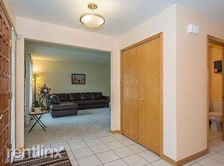 931 Fairway Park Dr - Photo 3 of 25