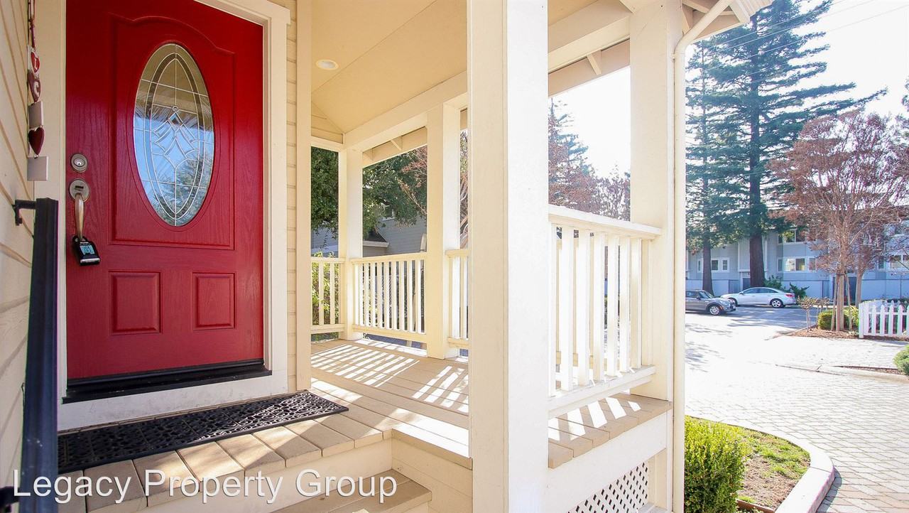 170 Centre St - Photo 3 of 28