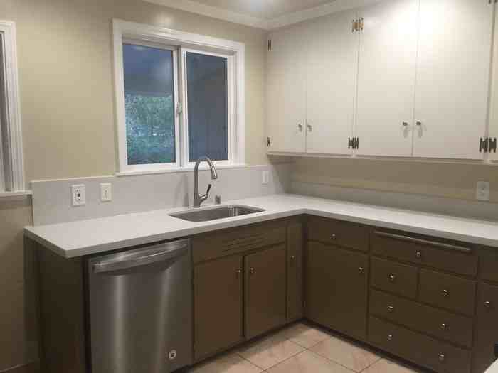 1008 Willow Dr - Photo 3 of 14