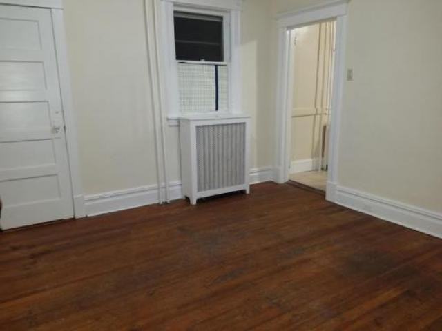 5 Jones St - Photo 3 of 6