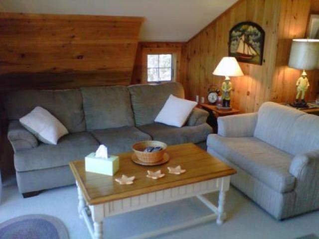 34 Carman Ave - Photo 2 of 3