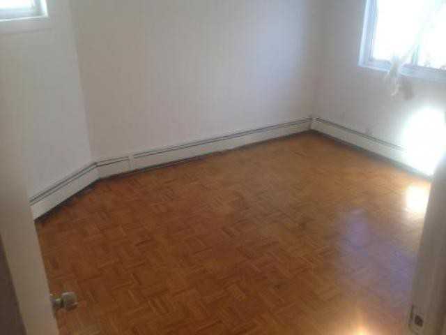 168-04 144th Dr - Photo 3 of 6