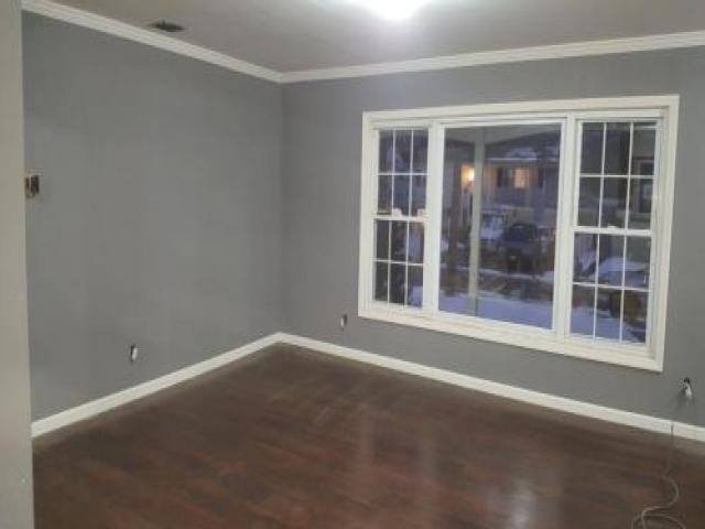 8 Rose Pl - Photo 2 of 2