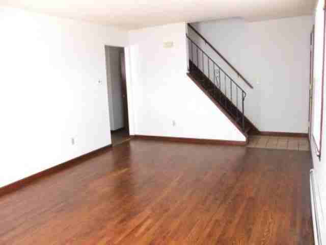 115 Brittin Ave - Photo 2 of 6