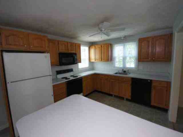 28 Josiah Dr - Photo 3 of 6