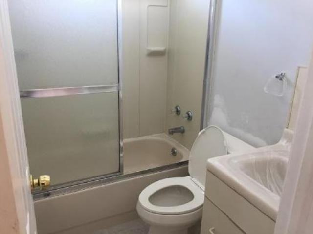 69 W 5th St - Photo 3 of 4