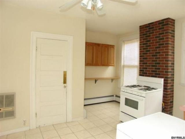 850 Peoples Ave - Photo 2 of 6