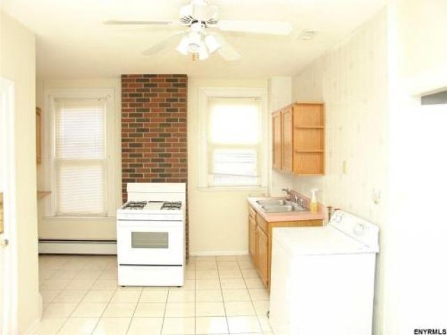 850 Peoples Ave - Photo 3 of 6