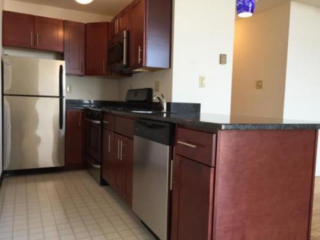 506 Lombard St - Photo 2 of 6