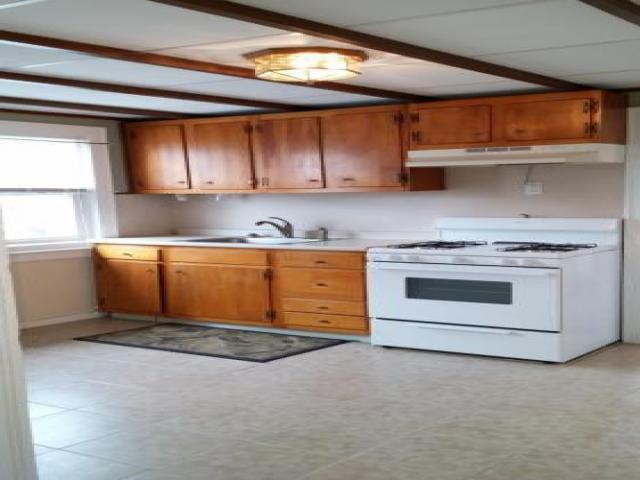 855 S Walnut St - Photo 3 of 6