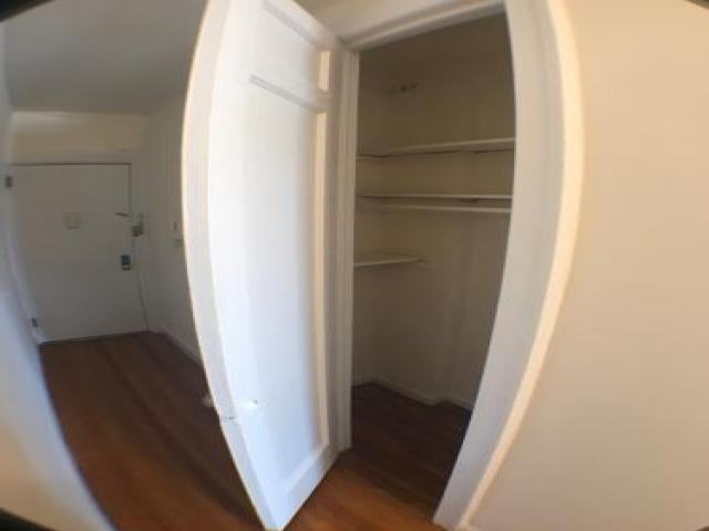 305 E 236th St - Photo 3 of 6