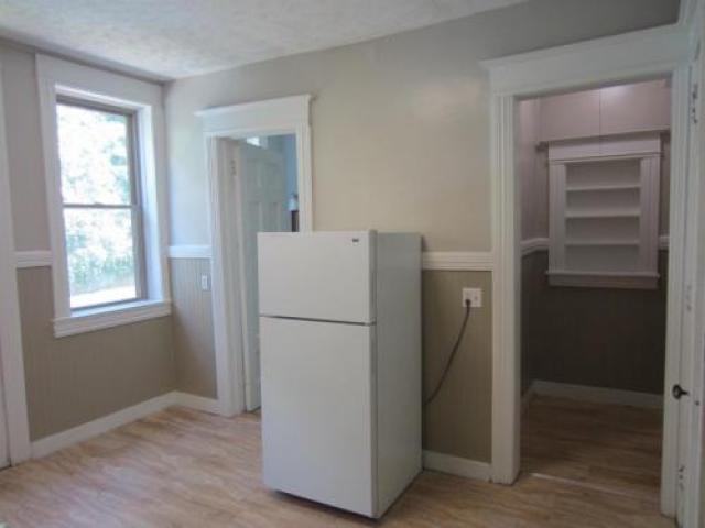 236 Rosedale St - Photo 2 of 6