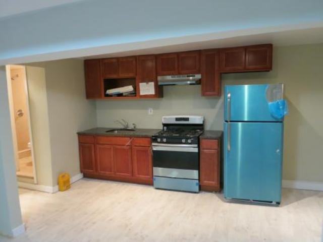 223 Montauk Ave - Photo 2 of 6