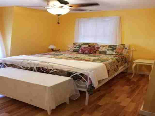 17 Lakeview Dr - Photo 2 of 6