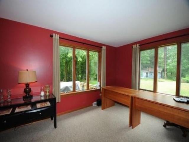 731 Grove St - Photo 2 of 6