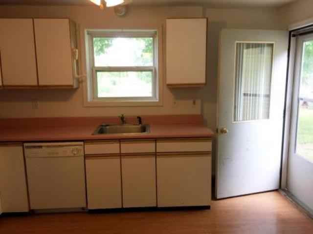 1637 E Noxon Rd - Photo 2 of 6