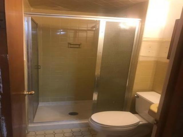 92-9 242nd St - Photo 2 of 4