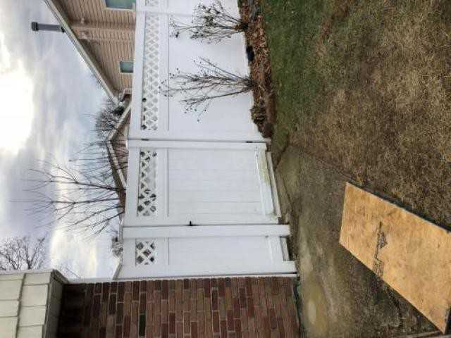 223 49th St - Photo 3 of 6