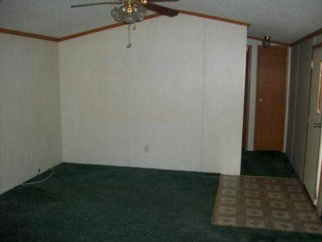 3635 Daniels Rd - Photo 2 of 5