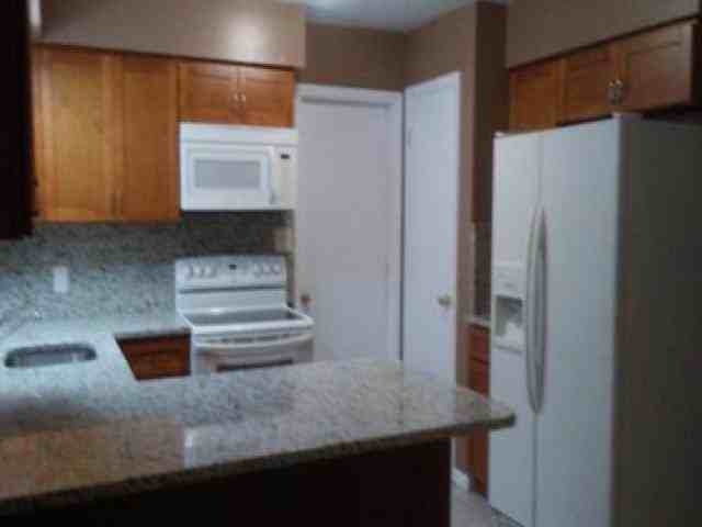 1005 Coconut Dr - Photo 2 of 6