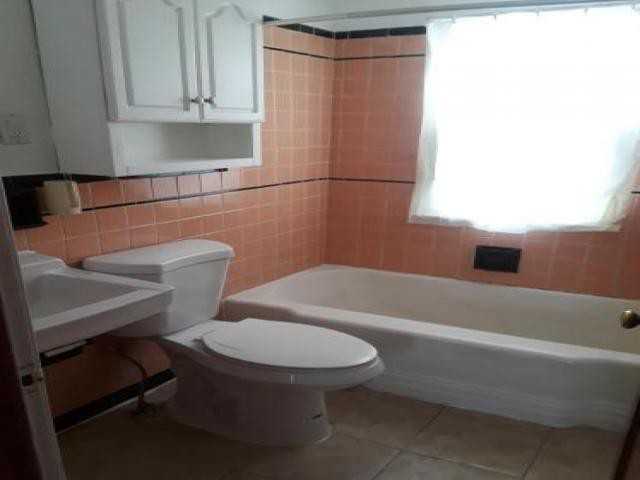 11 Janet St - Photo 3 of 6