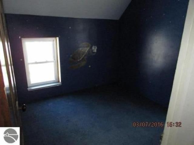 5944 N Mackinaw Rd - Photo 3 of 5