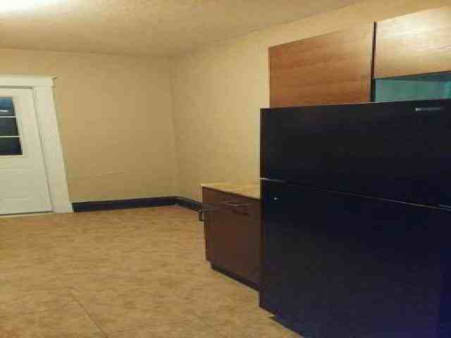 129 Center St - Photo 3 of 6