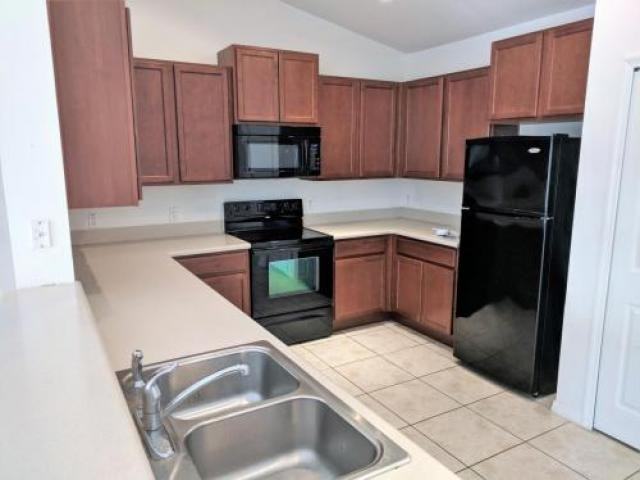 3608 Sail Harbor Drive - Photo 3 of 6