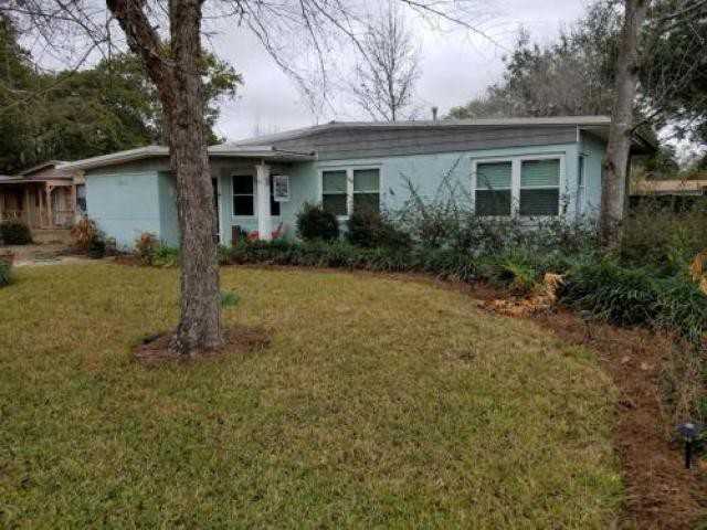 1210 Friendship Ave - Photo 2 of 6