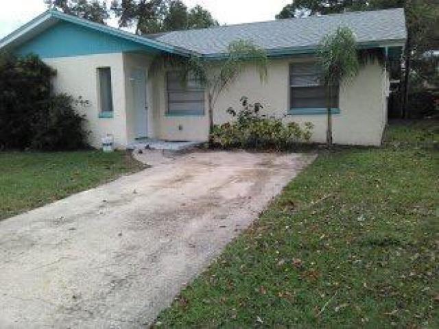 2455 Uranus Dr - Photo 2 of 2