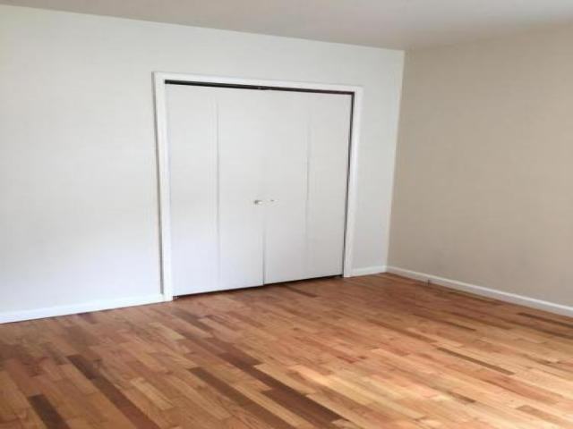 145 N Wisconsin Ave - Photo 3 of 6