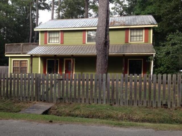 104 Drum St - Photo 2 of 6