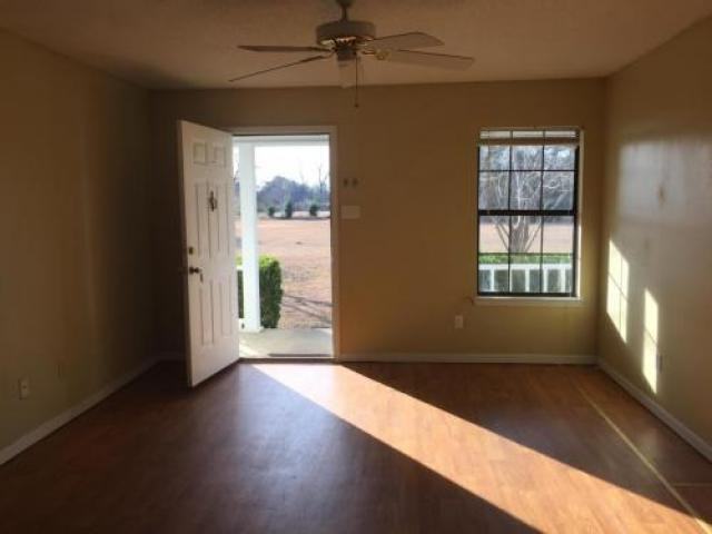 9411 Johnson Rd S - Photo 3 of 6