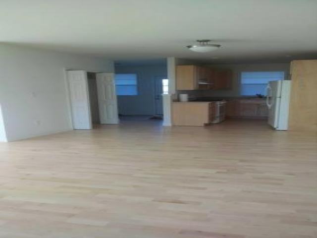 2132 Diamond Ln - Photo 3 of 6