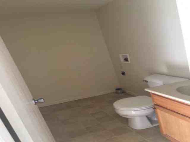 208 N Myers St - Photo 2 of 5