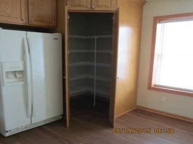 448 Celeste Cir - Photo 2 of 6