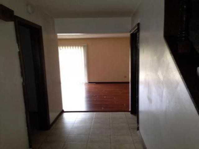 429 Peterson St - Photo 2 of 6