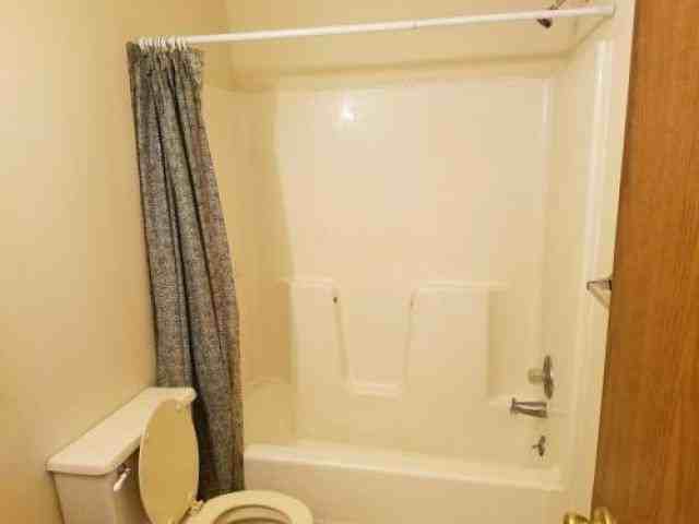 311 Monroe Ave - Photo 3 of 4