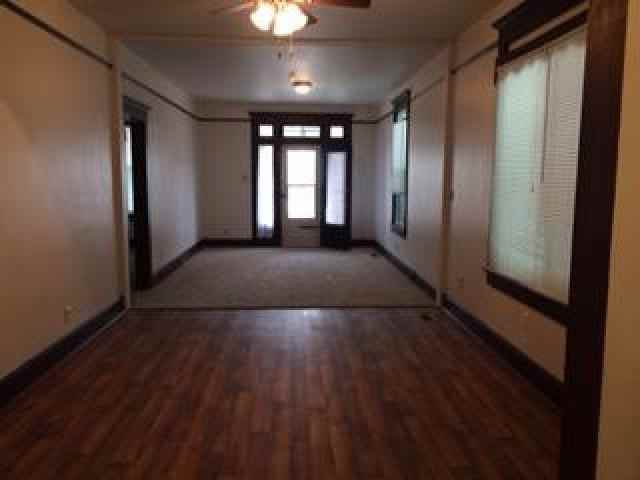 716 N Bell Ave - Photo 2 of 6