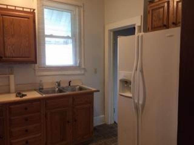716 N Bell Ave - Photo 3 of 6