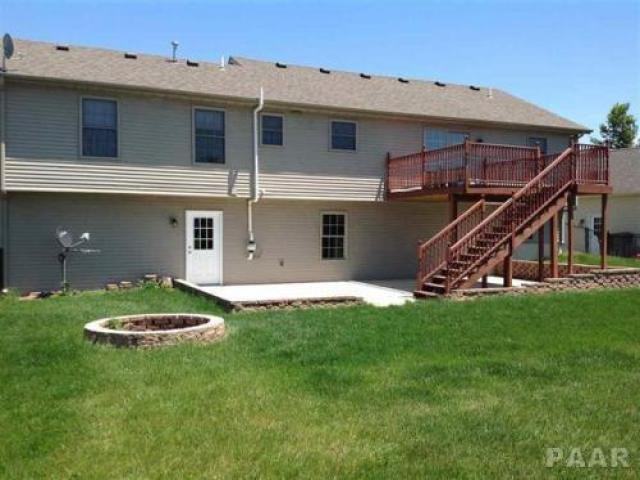 1409 Saddle Brook Ln - Photo 2 of 6