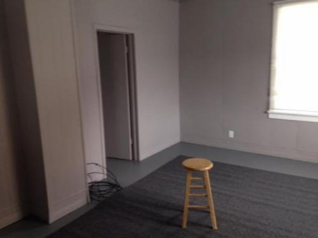 714 Vista Ln - Photo 2 of 6