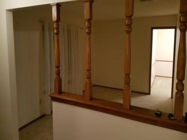 4813 Eastman Dr - Photo 2 of 6