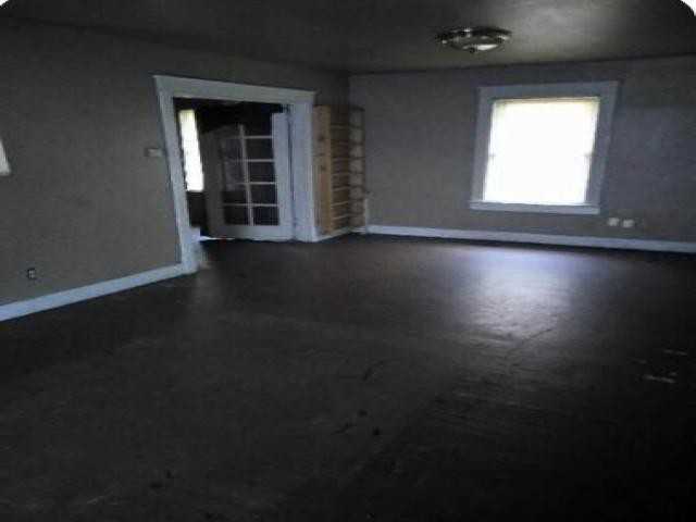 2301 Hardesty Ave - Photo 2 of 2