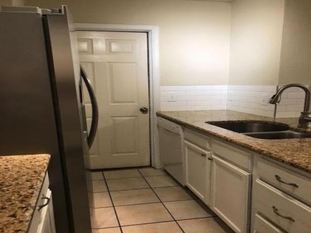 1029 SW 103rd Terrace - Photo 3 of 6