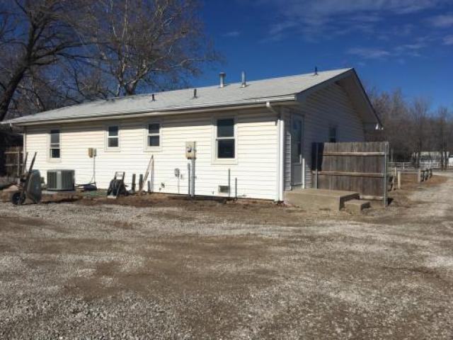 1203 E 71st St S - Photo 3 of 4