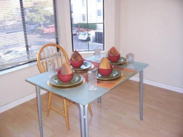 264 Kenbrook Cir - Photo 2 of 6