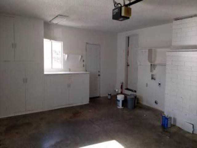 2820 N Cedar Springs Ln - Photo 3 of 6