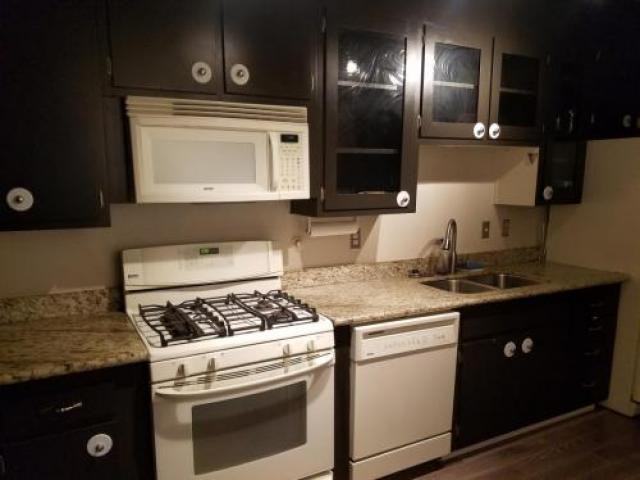 3121 Robinson Dr - Photo 2 of 6