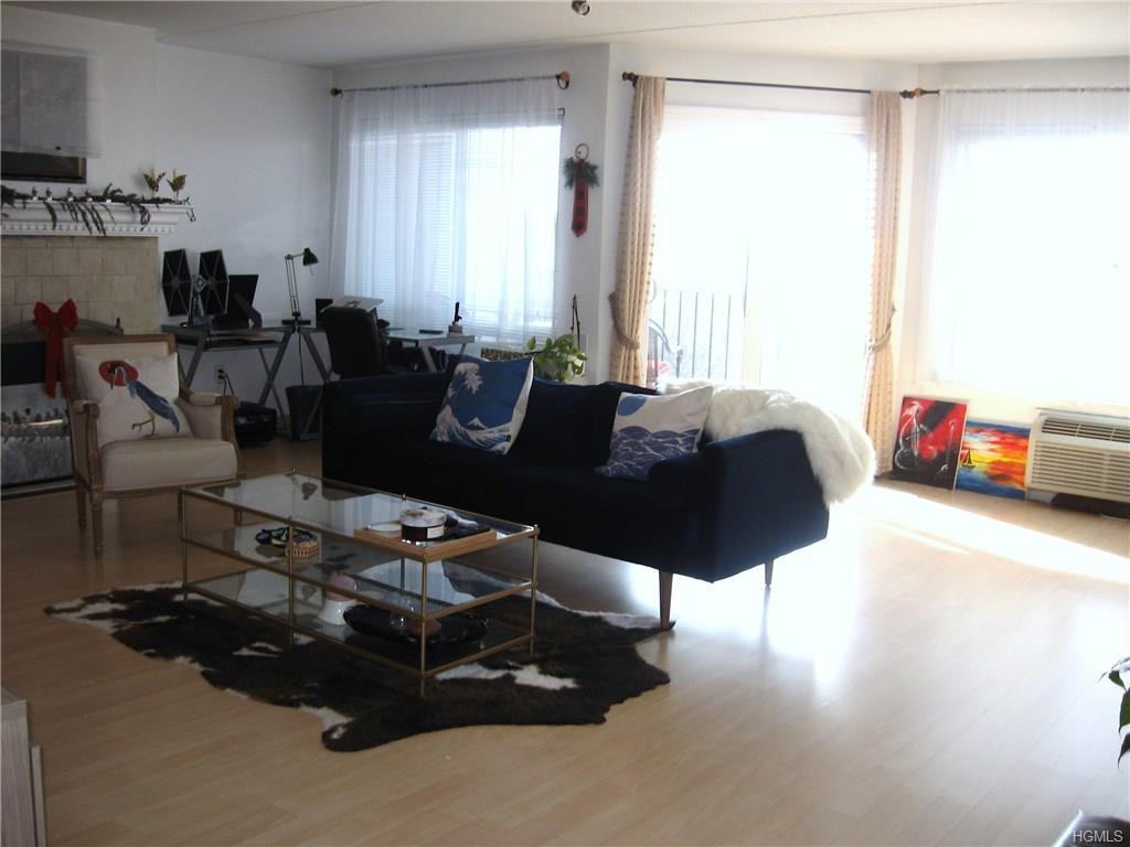 100 High Point Dr - Photo 3 of 30